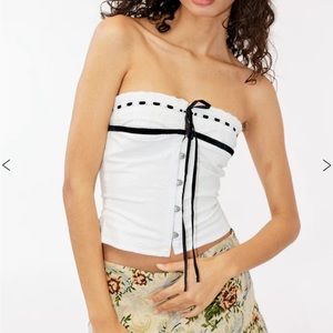 With Jean Sabrin Top White Embroidery